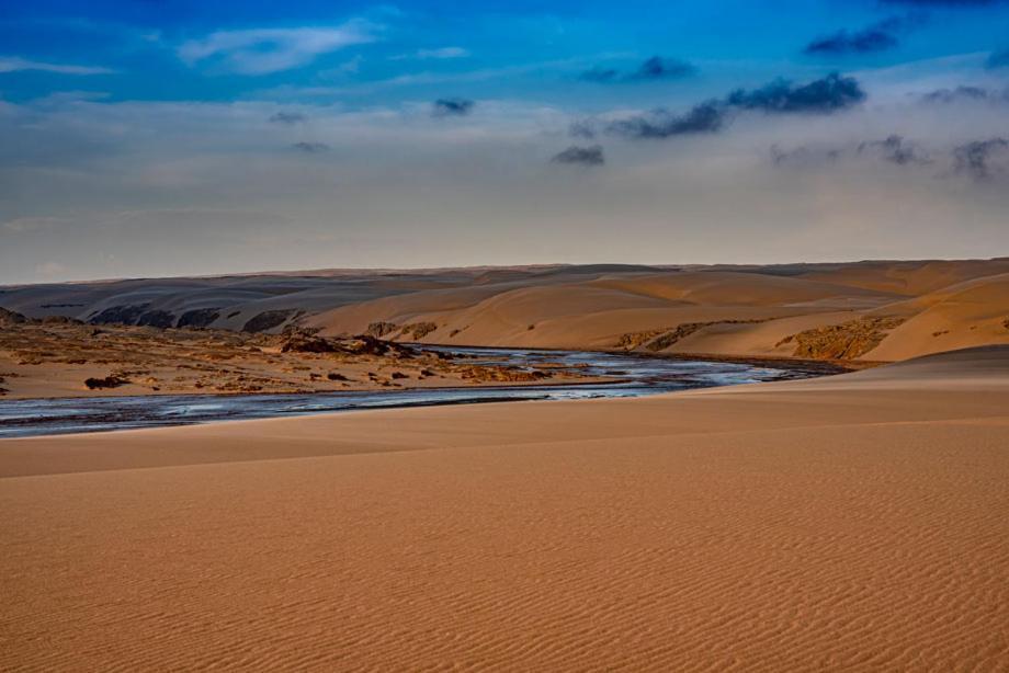 Shipwreck Lodge Mowebaai Экстерьер фото